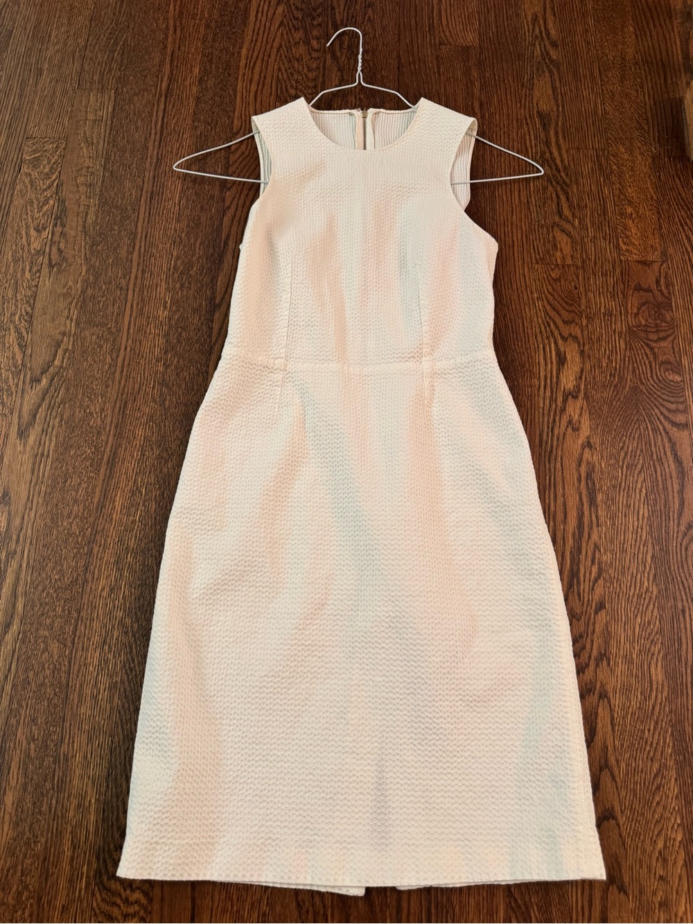 Calvin Klein White Textured Sheath Dress Size 2 / 38